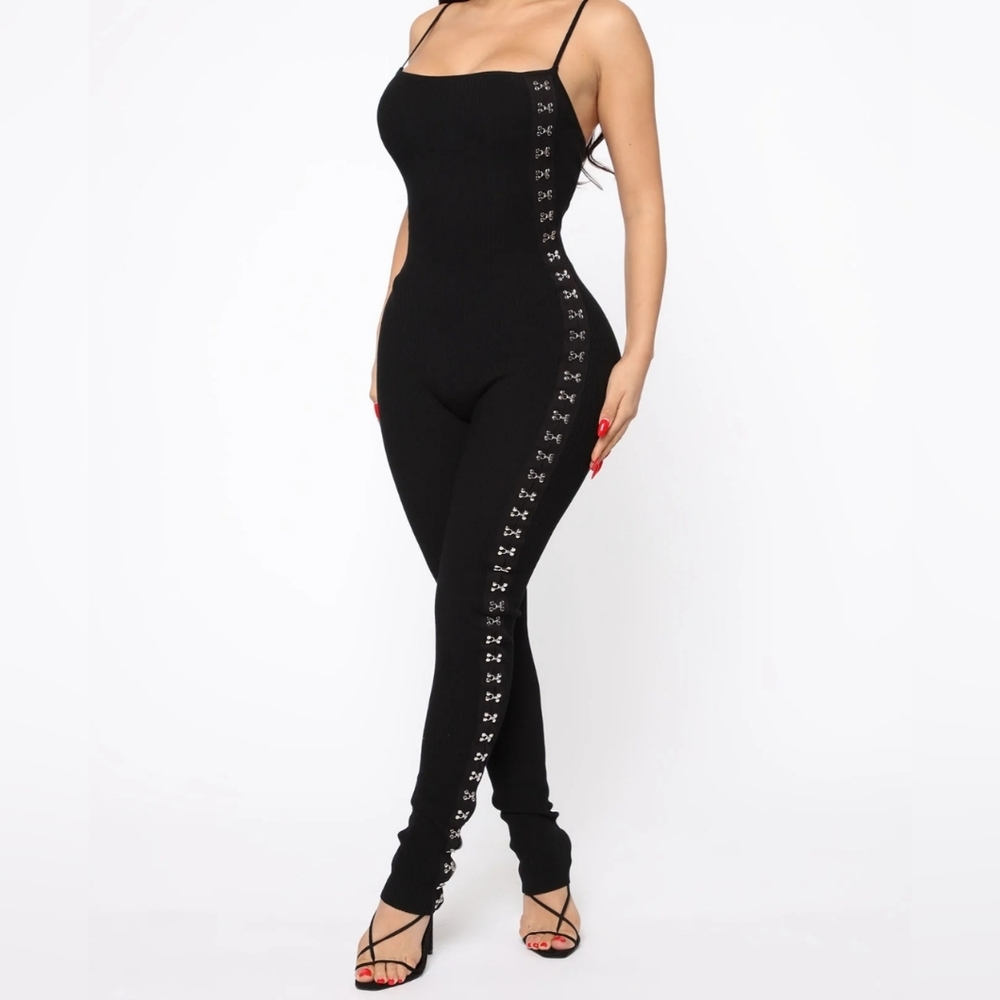 NWT'S Fashion Nova Hooked On You Ribbed Jumpsuit